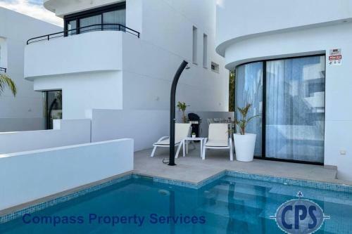 Apartamento Luxurious Villa Private Pool La Marina Urb Lm3
