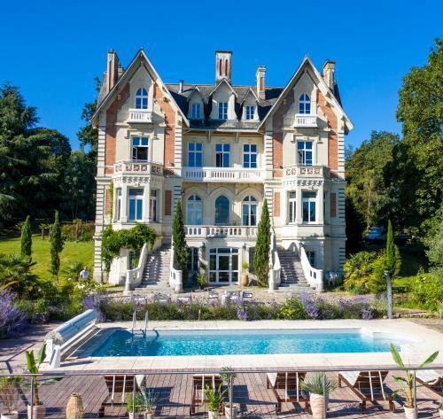 Hotel Ch�teau Des Forges Par Slow Village