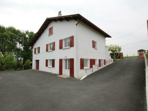 G�te Arbonne, 2 Pi�ces, 2 Personnes - Fr-1-384-756