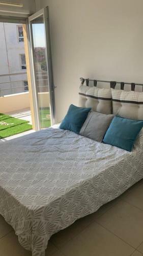 Apartamento Large Flat 15 Minutes From The Beach