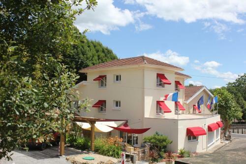 Hotel H�tel Du Lac D'arjuzanx