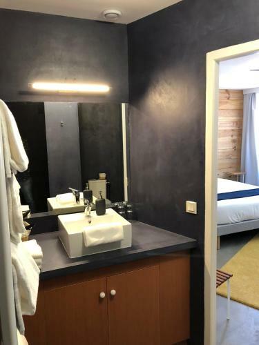 Hotel H�tel Du Lac D'arjuzanx
