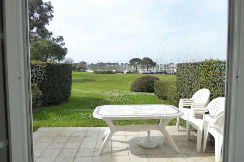 Villa R�f 056 Maison T3 Et Cabine 4 Couchages Arzon