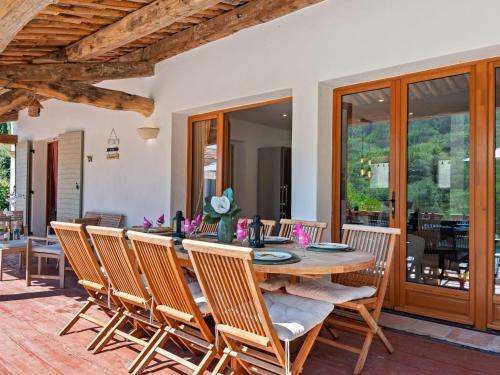 Classy Villa In Bargemon With Private Swimming Pool