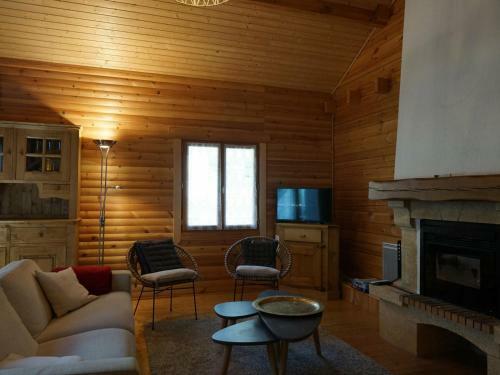 Chalet Barcelonnette, 5 Pi�ces, 10 Personnes - Fr-1-165a-86