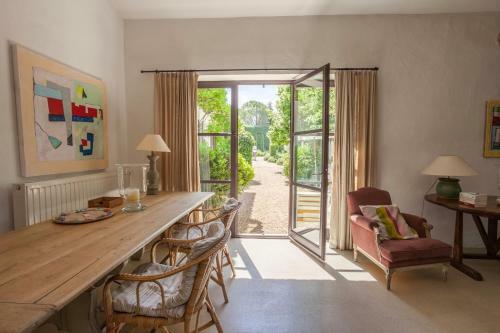 Villa Les Beaumettes Not Far From Gordes