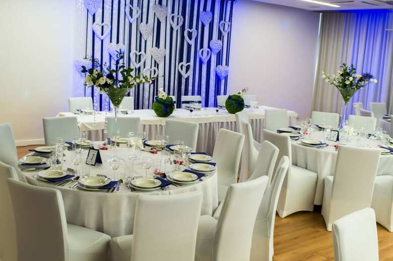 Mhotel