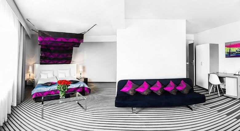 Nobo Hotel
