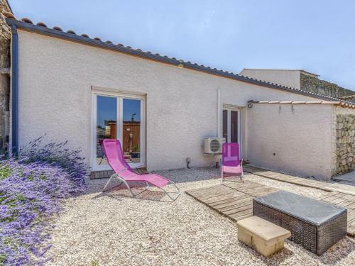 Magnificent Holiday Home In Bize-minervois With Jacuzzi
