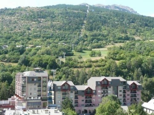 Apartamento Appartement Brian�on, 2 Pi�ces, 4 Personnes - Fr-1-330c-20