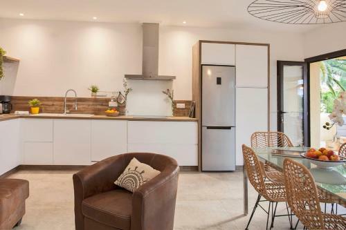 Apartamento Palmier 3 Bedroom Shared Heated Swimming Pool