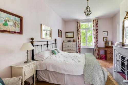 Campigneulles-les-petites Villa Sleeps 12 Wifi