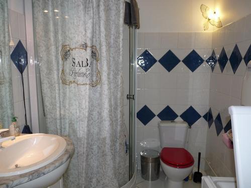 Cannes Apartment Sleeps 4 Air Con Wifi