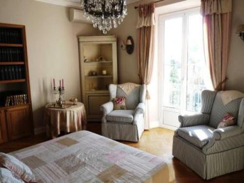Cannes Apartment Sleeps 4 Air Con Wifi