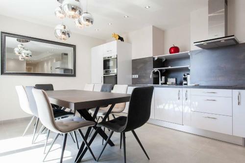 Apartamento Marriott- Croisette: Superb 3 Bedrooms/ 3 Baths