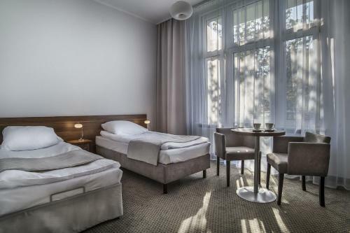 Hostal Admiral II