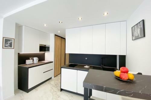 Apartamento Few Steps From The Beach - Nice Studio W Terrace