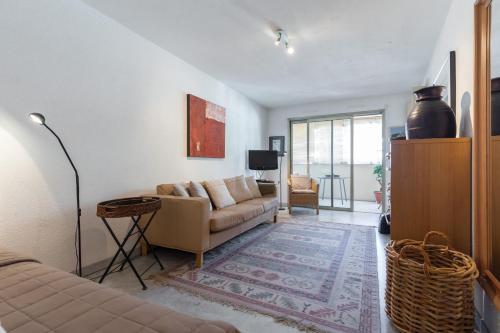 Cannes Apartment Sleeps 2 Wifi