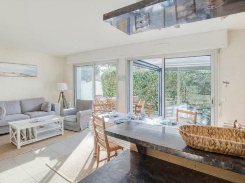 Holiday Home Maison Pauline
