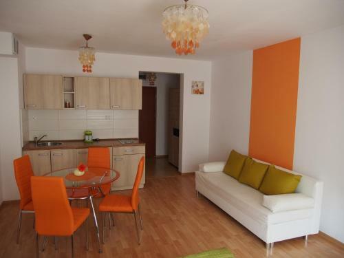 Green Park Apartments
