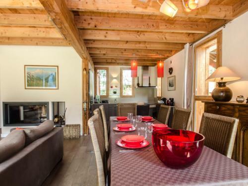 Cozy Chalet In Rhone Alpes With Terrace