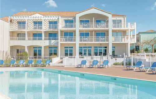 Apartamentos Nice Home In Ch�teau-d'olonne W/ 2 Bedrooms