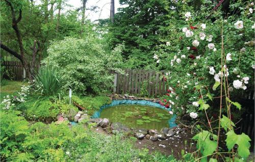 Holiday Home Drezdenko Lubiat�w II