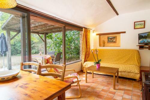 Lou Petarel Charming House With Shared Pool Nature An Calm In Provence