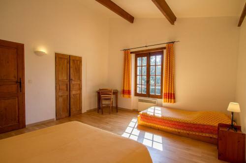 L'oubradou Charming Mas In Provence With Shared Pool Nature And Calm