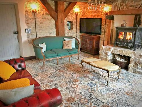 Glatigny Villa Sleeps 6 With Wifi