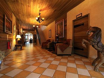 Los Establos Boutique Hotel