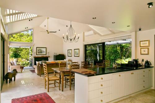 Lodge The Point Villas