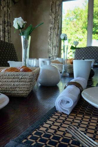 Acacia Bay's Tauhara Sunrise Lodge