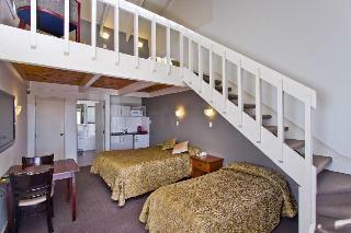 Motel Airport Manor Inn