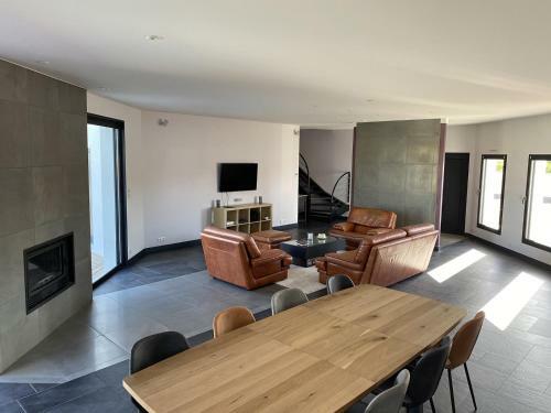 Une Grande Villa Avec Piscine Aux Sables D Olonne