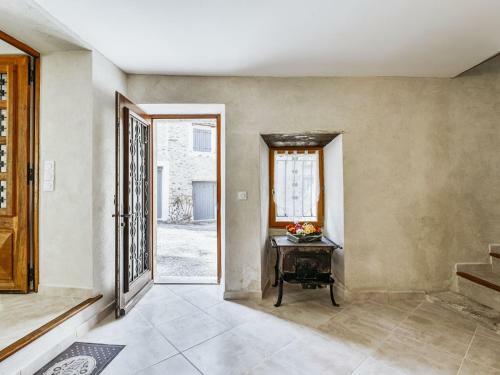 Heritage Holiday Home In Malaucene With Terrace