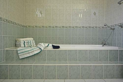 Villa La Scribote Sea And Pool