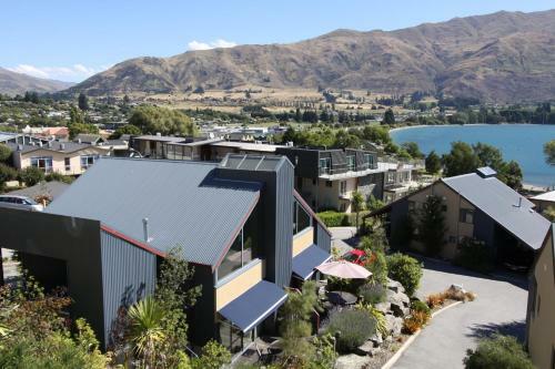 The Moorings Motel And Apartments