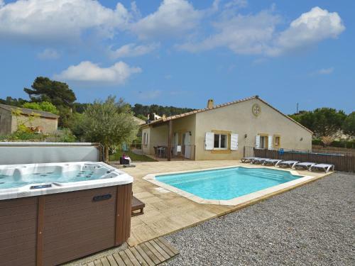 Modern Villa With Private Pool In Montburn-des-corbieres