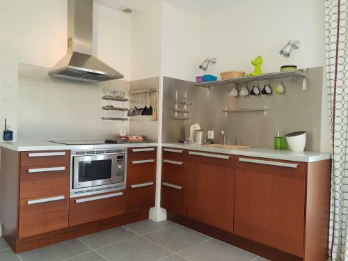 Stunning Villa In Montbrun-des-corbieres With Private Pool