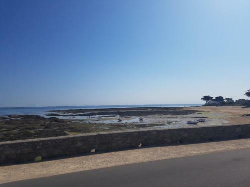 Maison Etrille, Face Mer � Noirmoutier Au Vieil