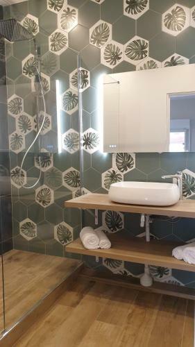 Hostal Suite Up To 3 People With Pool And Terrace