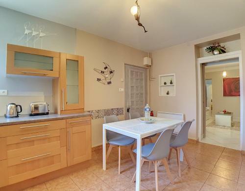 Apartamento Mcozy Aux Portes de Lyon Sud