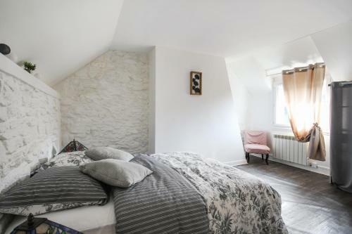 House With One Bedroom In Pierrefonds With Wifi