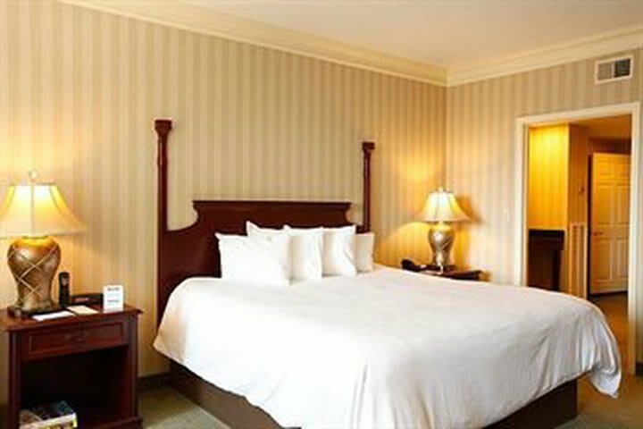 Galt House Hotel & Suites