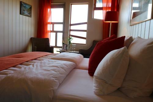Brekkestranda Fjordhotel