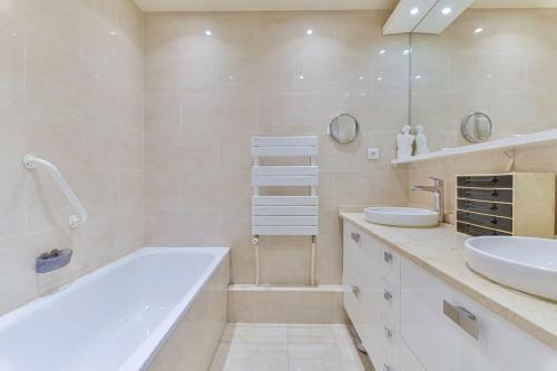Apartamento Bright Apt With Balcony Near La Defense