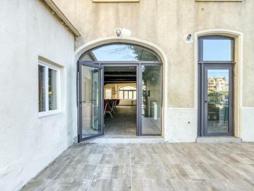 Homely Apartment In Roanne With Terrace