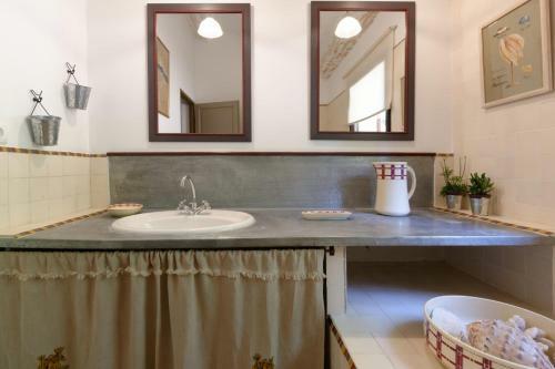 Villa Le Bastidoun Proven�al House