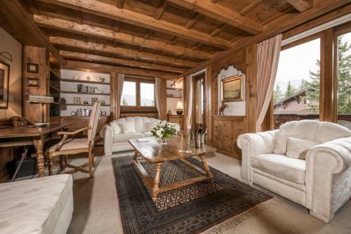Saint-bon-tarentaise Chalet Sleeps 12 With Wifi